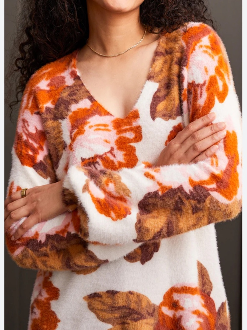 Tribal Jeans leaf and flower print soft vneck sweater